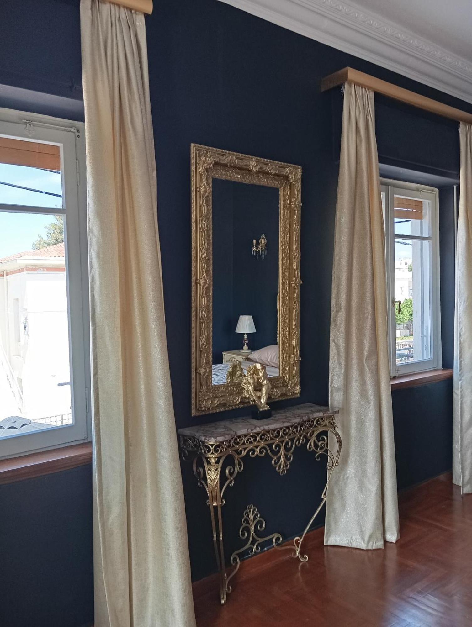 Iris Baroque Apartment Elefsina Eksteriør billede