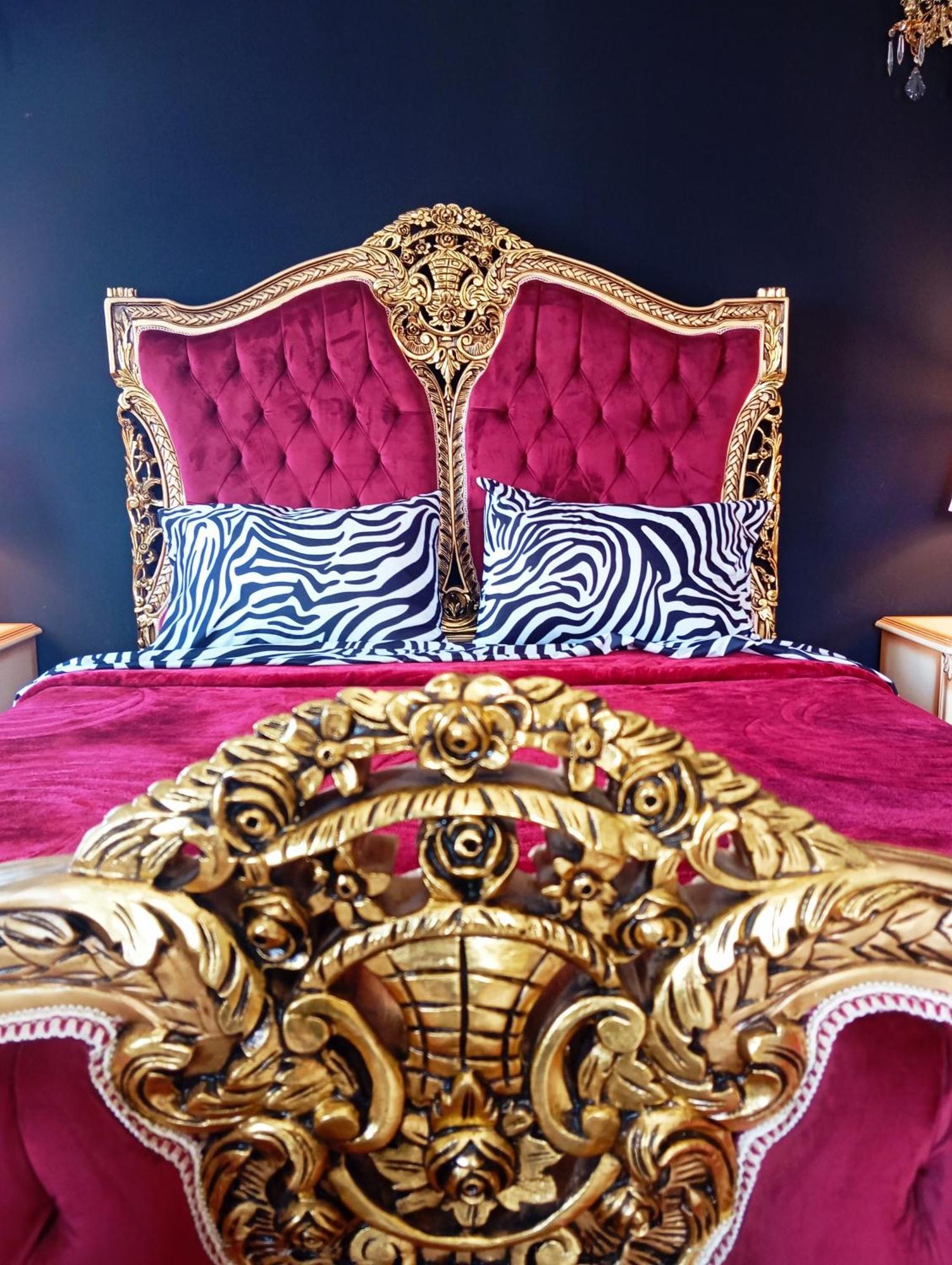 Iris Baroque Apartment Elefsina Eksteriør billede